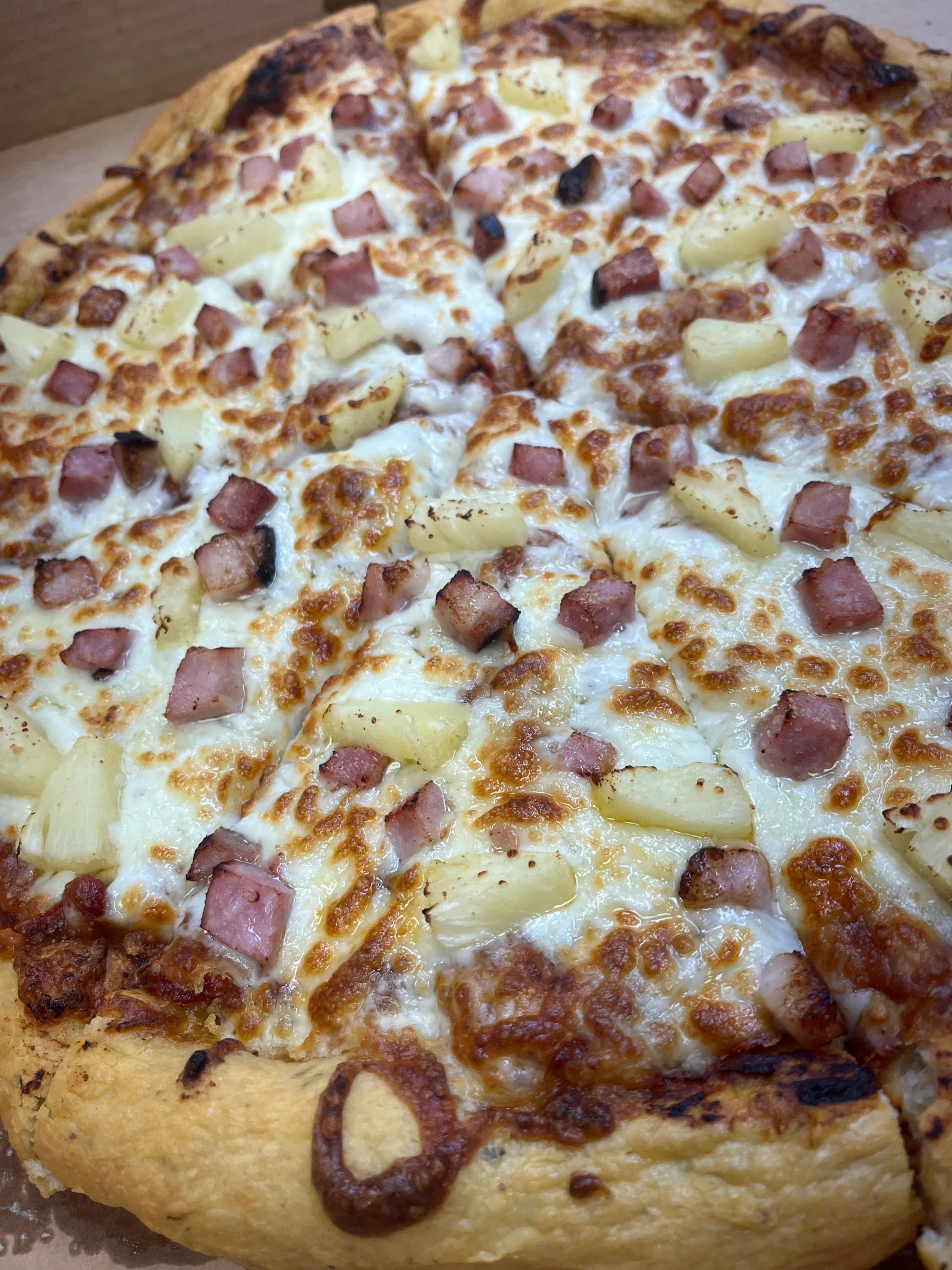 Hawaiian Pizza